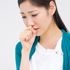 長く続く咳や息苦しさがあるとき